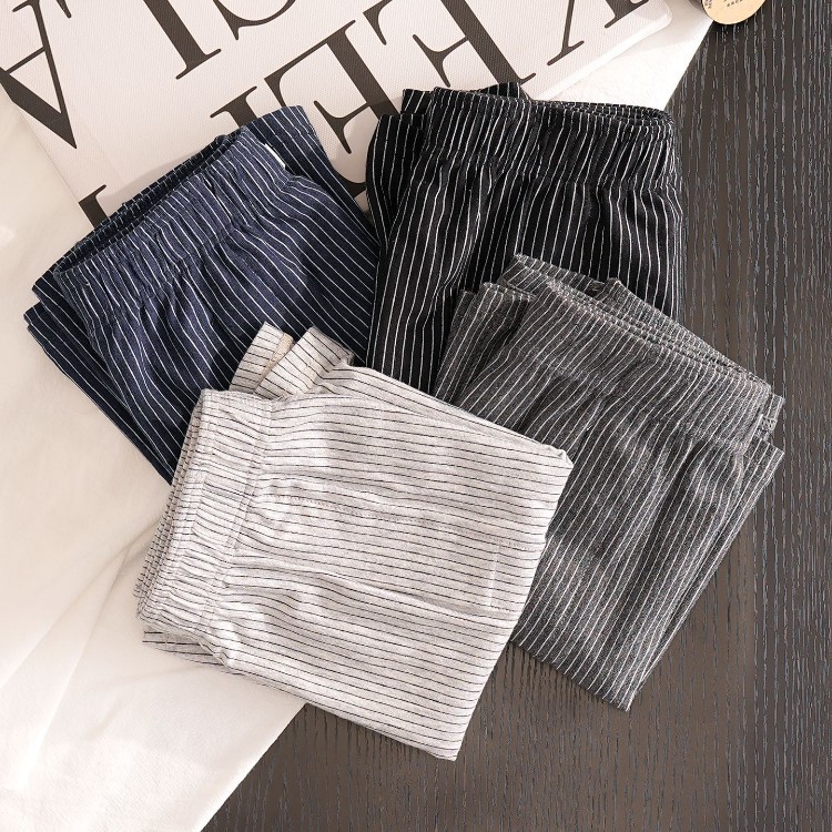 Pantalones de algodón para hombre, pijamas desnudos, 2026 nuevos pantalones cortos cómodos a rayas simples