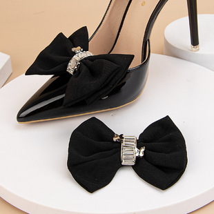 1ֻ�b�����ɫЬ���yɫ��������Ь��Ь�A��Y�����Ɍ��߸�ЬЬ�A