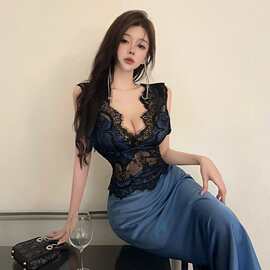 88891欧美跨境外贸女装名媛蕾丝拼接缎面礼服裙镂空V领长款连衣裙