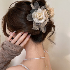 小清新で甘美な網の紗の花の輪はフランスの王女の風のサメを挟んで森系のネットの赤い同項の装飾品の女性を挟みます。
