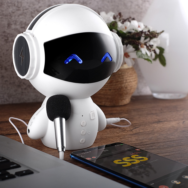 Creative Robot Karaoke Bluetooth Speaker Portable Card-Inserting Audio Device Private Model Electronic Gift with Logo