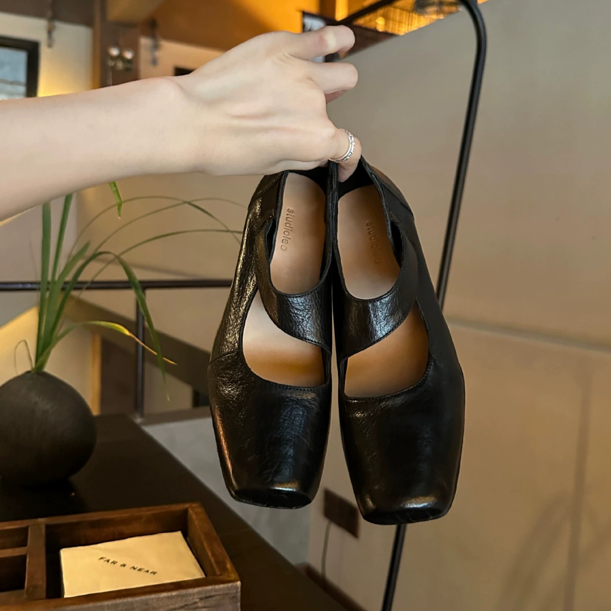 Виноградная мама те же туфли ретро старый стиль текстура конской кожи темный ветер толстые туфли на каблуках женские летние