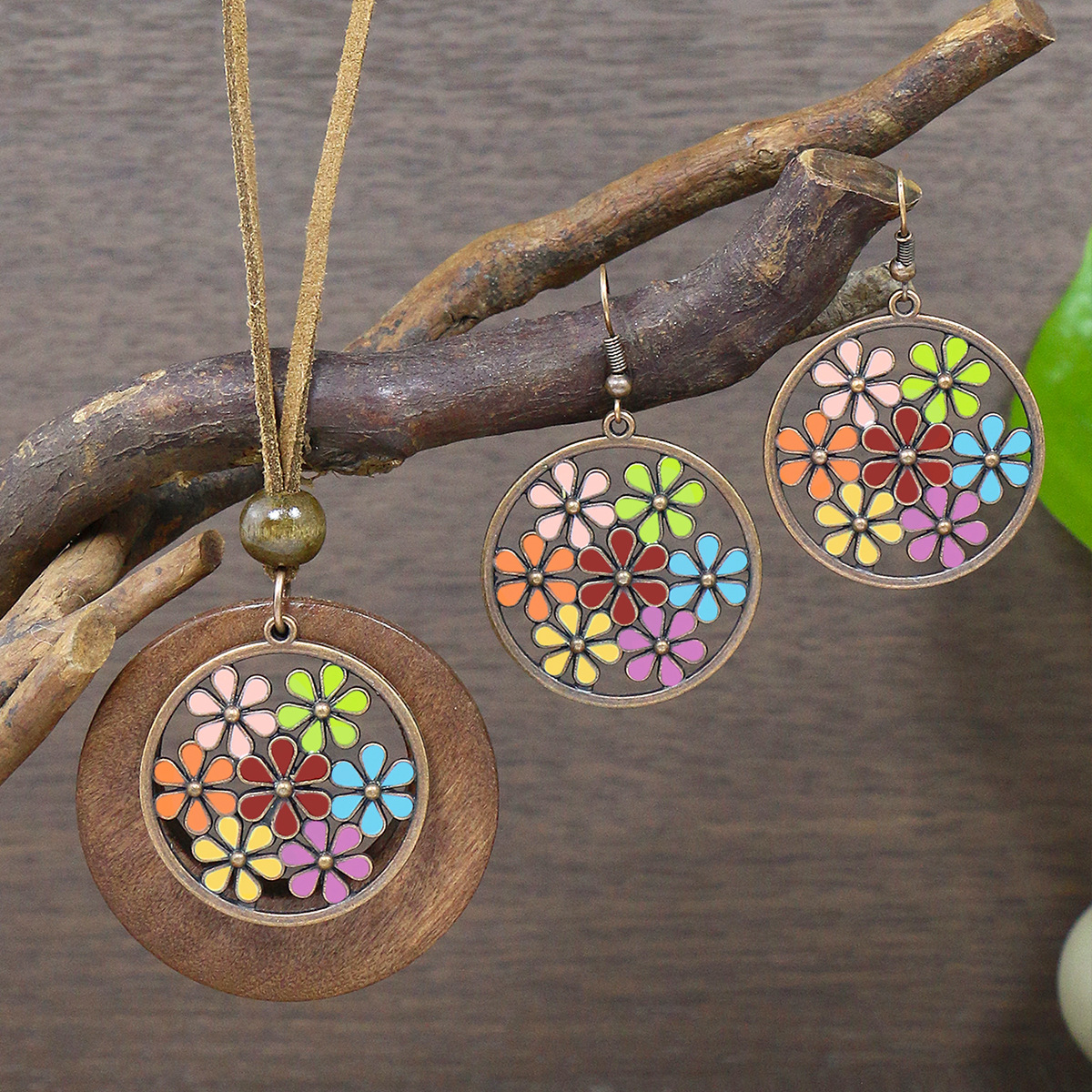 Estilo étnico aleación vintage colgante de madera collar europeo y americano popular antiguo angustiado pendientes geométricos transfronteriza nuevo traje