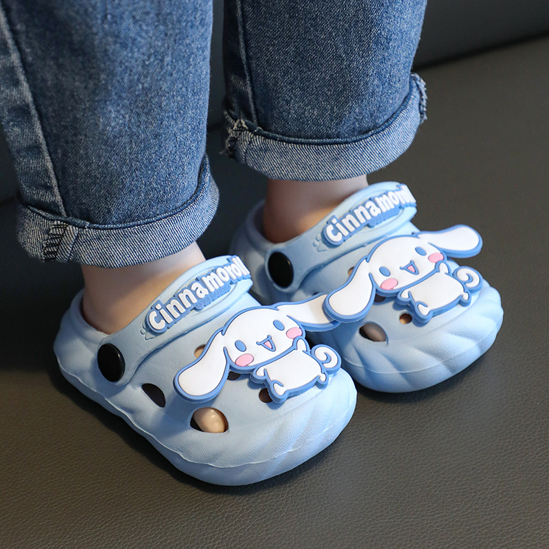 Children's Slippers Sanrio Boys and Girls Indoor and Outdoor Home Use Baby Girls' Clogs Closed-Toe Shoes Breathable Can Be Worn Outside