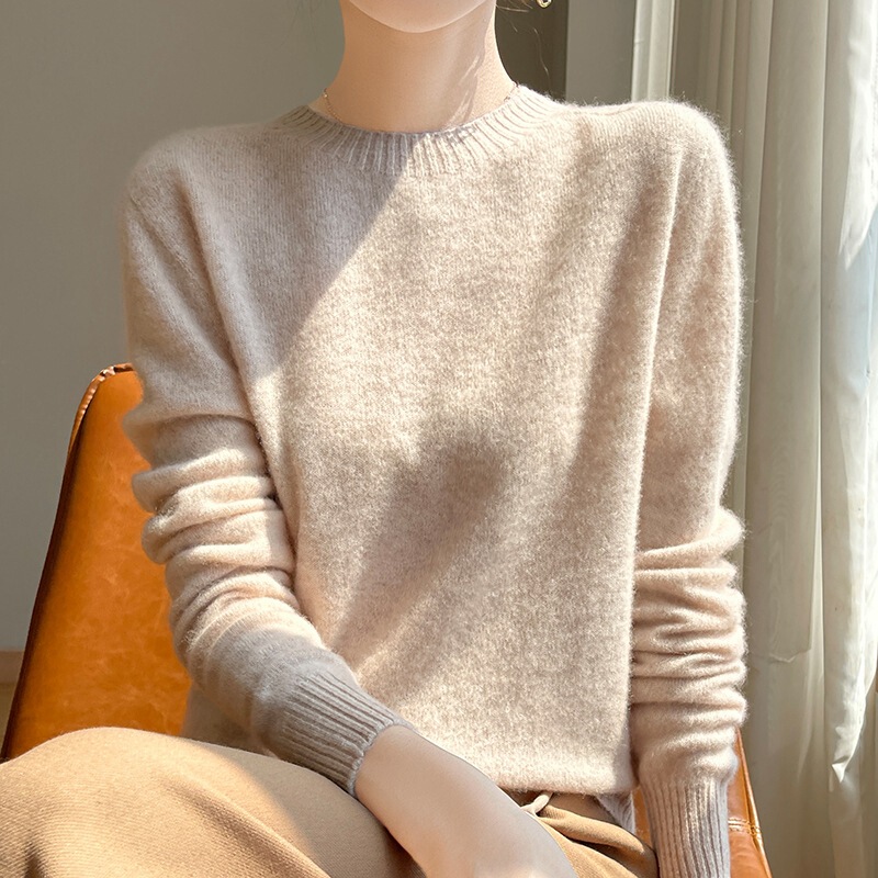 Cross-border wholesale new solid color round neck all wool bottoming sweater women's seamless inside shaking voice generation autumn and winter sweater