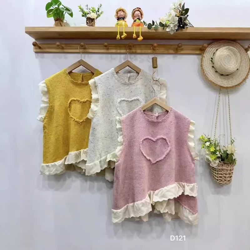 2026 Spring New Women's Vest Knitwear Round Neck Pullover Heart Pattern Versatile for Cross-Border Trade