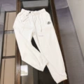 Milky white yck1sm007