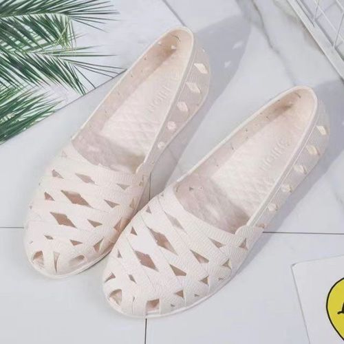  New Korean Style Women's Sandals Summer Baotou Hollow Flat Bottom Hole Nurse Hole Mom Shoes