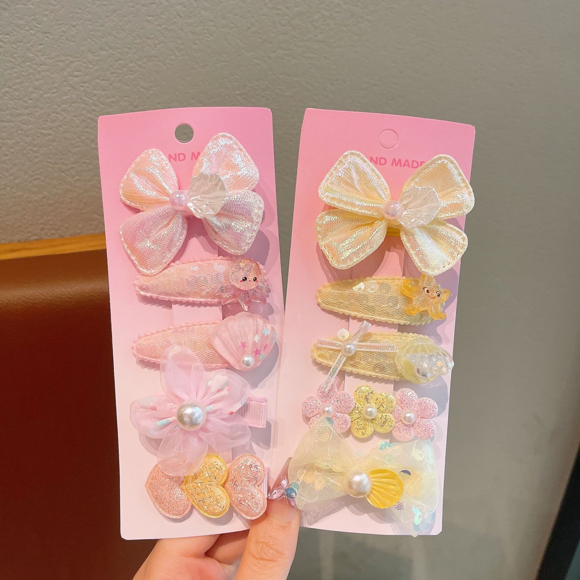 Nuevo niño concha sirena clip para el cabello niñas vacaciones tarjeta de pelo de viento niñas rotas clip para el cabello perlas transparentes