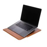 Сумка для компьютера с охлаждающим вкладышем и кронштейном