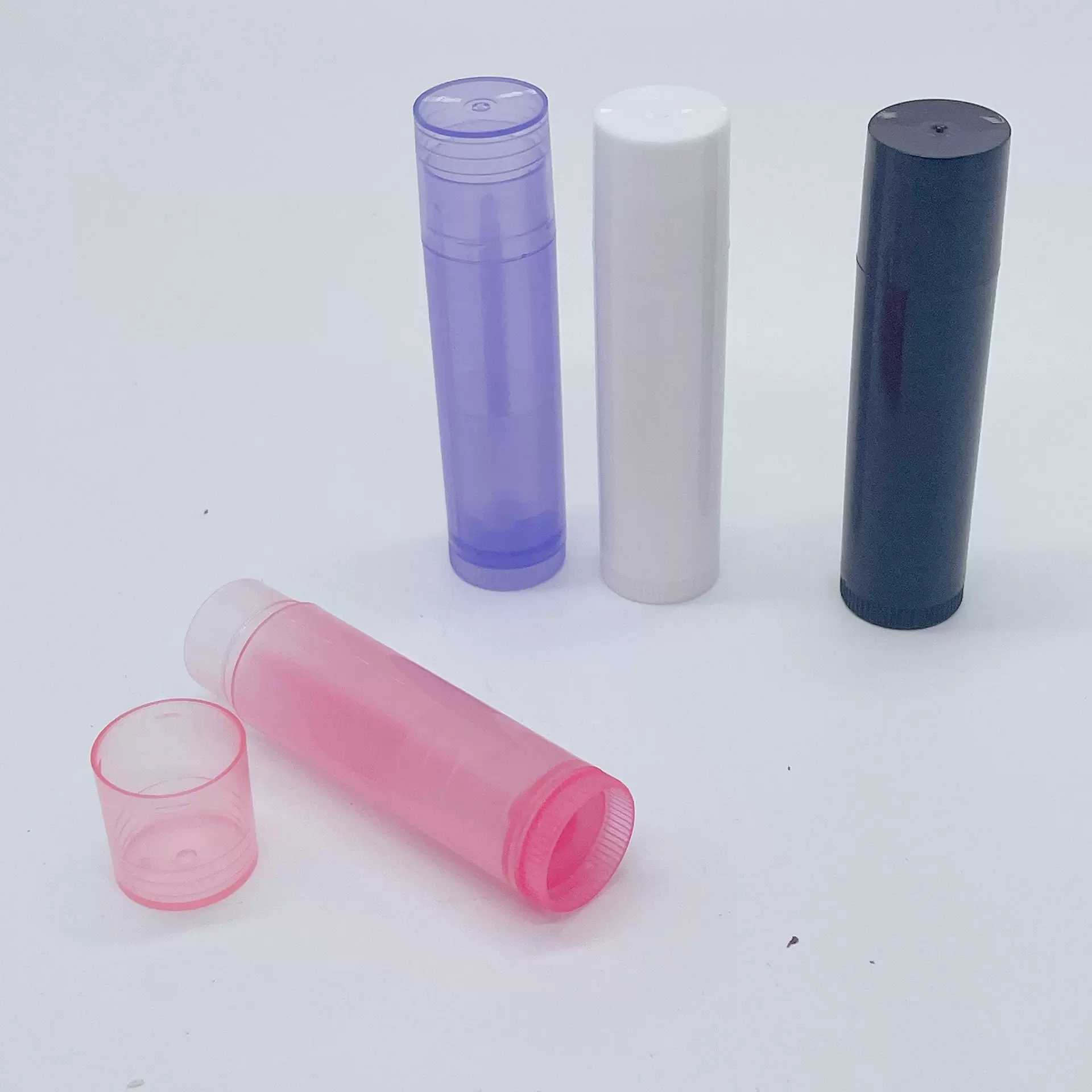 厂家批发供应 5克5gDIY唇膏管塑料口红管 口腊管空管小样分装瓶
