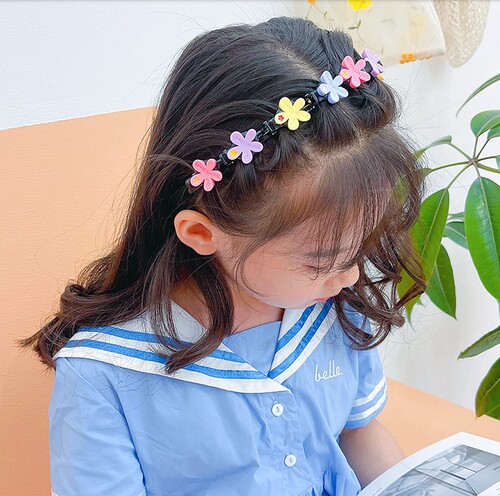 Korean children's hair accessories, girls' hair-pressing headbands, cute baby broken hair hairbands, braided hair clips, hairpins that do not hurt the headgear