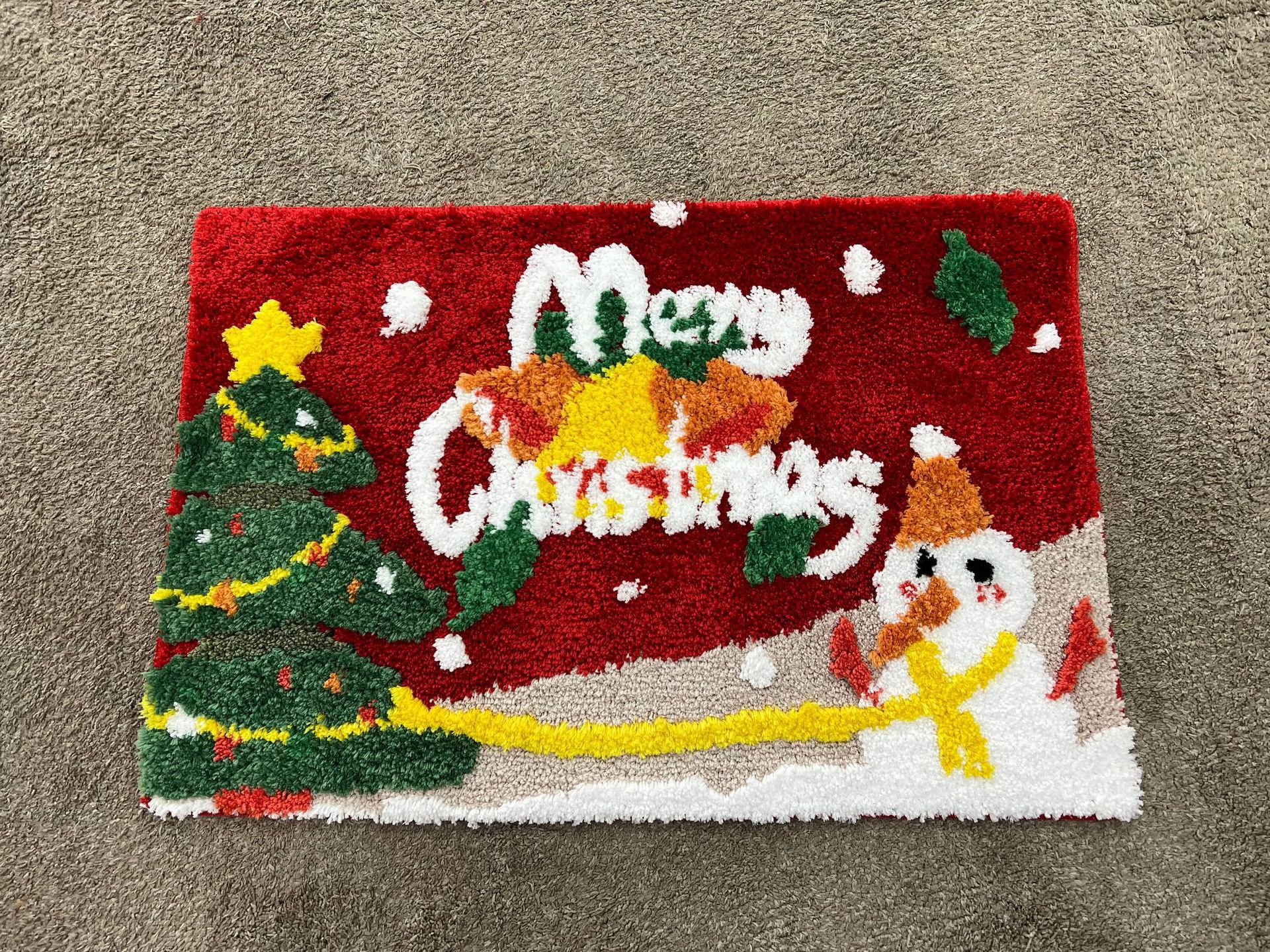 Christmas Tree, Letter, Snowflake Pattern Cute Style Christmas Cute Christmas Tree Letter Snowflake Polyester Carpet Bedding