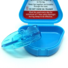 跨境成人牙套拳击运动防护牙套防咬嘴T牙齿4A