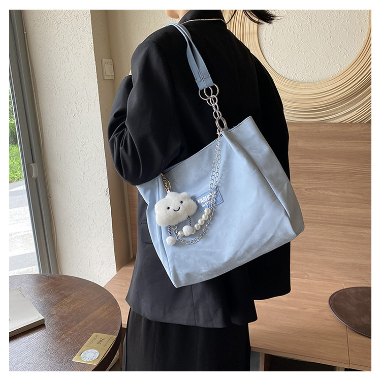 Large-capacity work commuting bag for women, new autumn 2024, versatile and fashionable beaded chain single-shoulder bag tote bag undefined