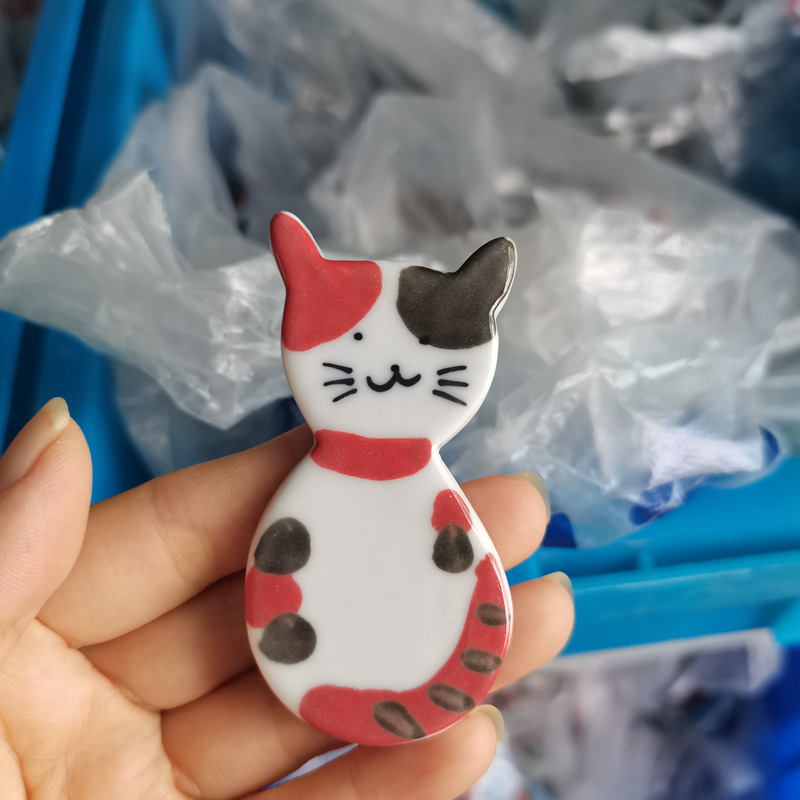 빨간색 봉제인형 고양이 냉장고 자석 1개(세라믹)