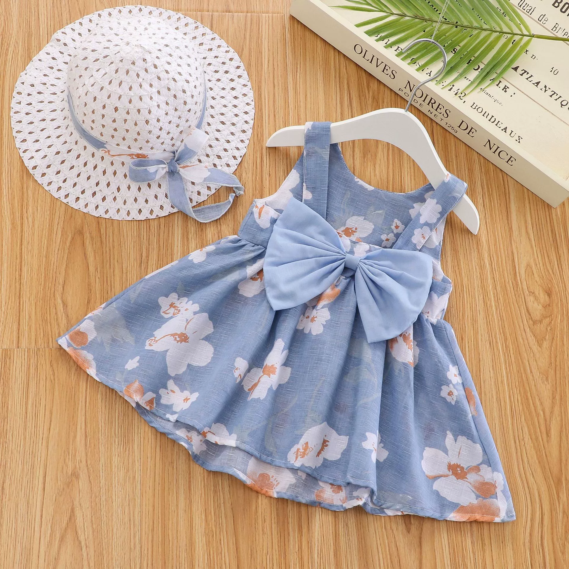 Summer sleevless dress girl's with bow, 1234 years, flowered