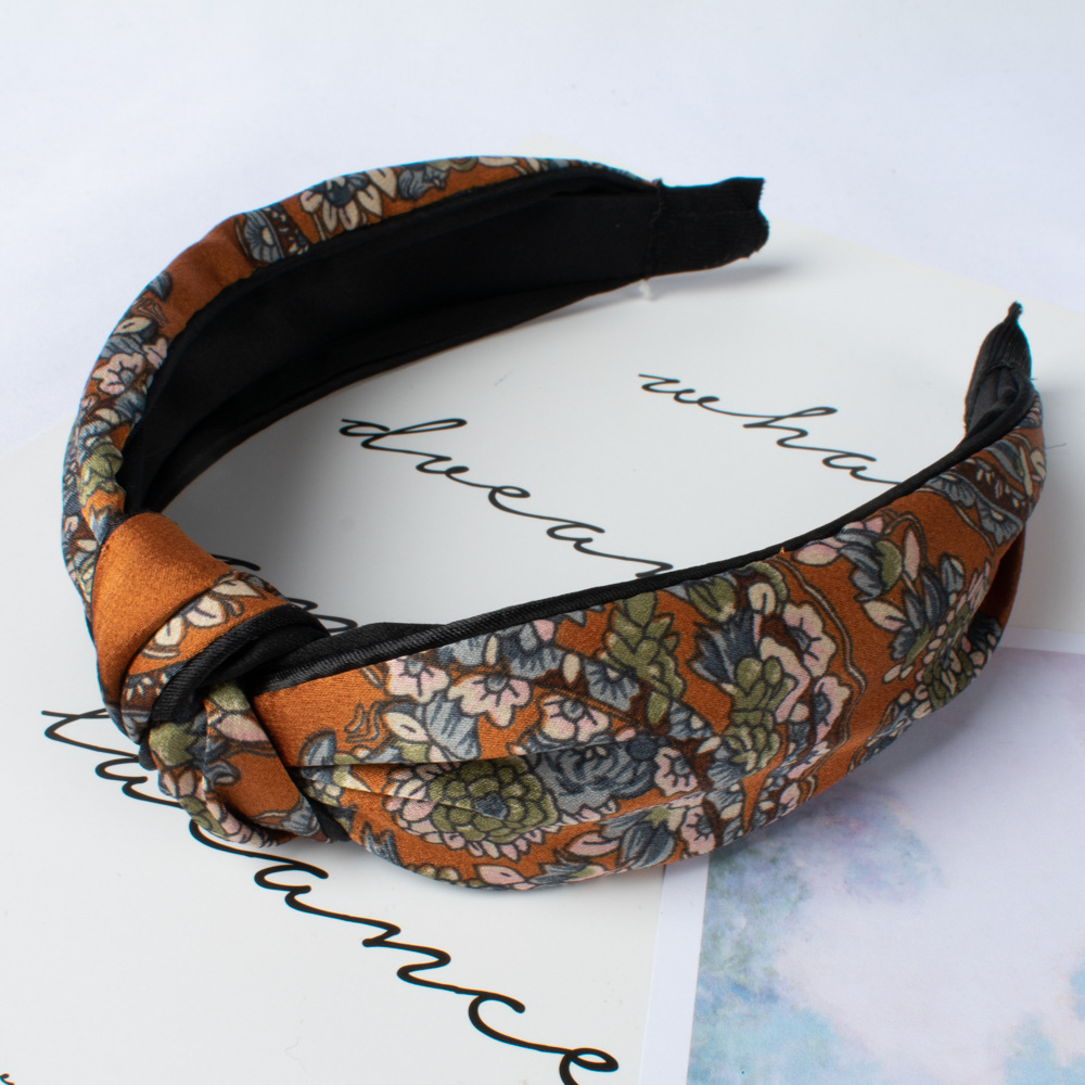 Women's Vintage Style Flower Cloth Handmade Hair Band display picture 8