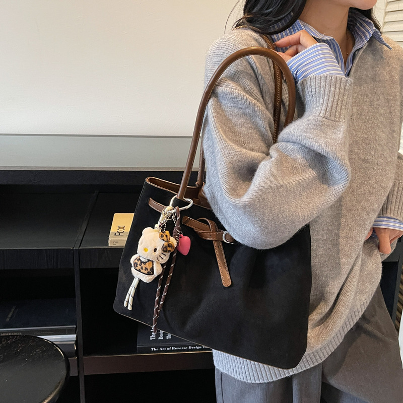 麂皮绒大容量托特包包女式2025新款潮高级感单肩包外出上班通勤包|undefined