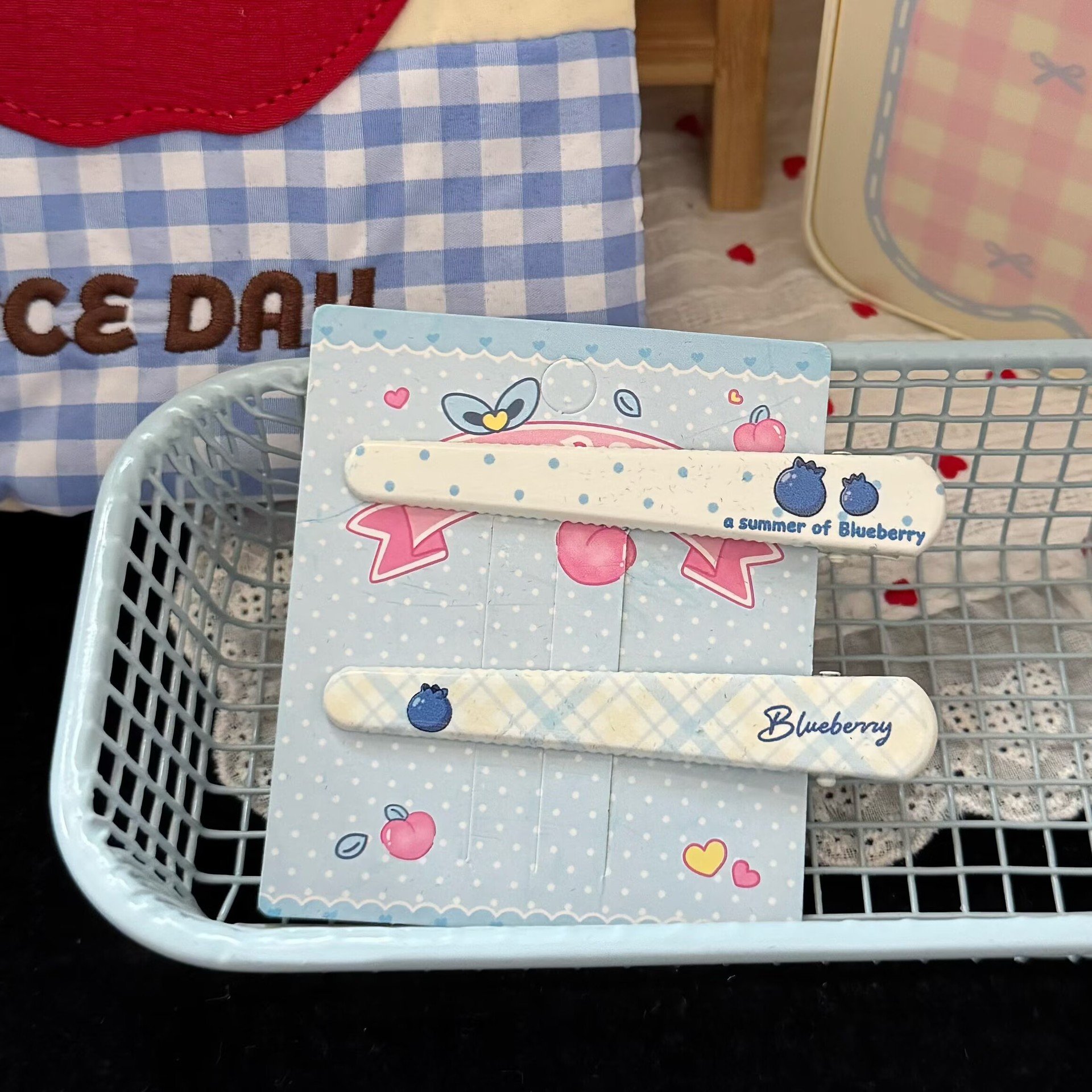Fun and cute blueberry metal long hair clip, simple and sweet style, duckbill clip for girls' bangs, hair accessory 2