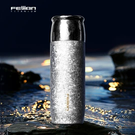 保温杯;保温壶/瓶;塑料杯