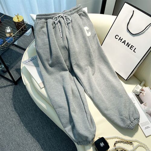Extra-large 300kg fashionable suit for women's autumn new bf salt letter embroidered sweater, wide-leg pants, two-piece set