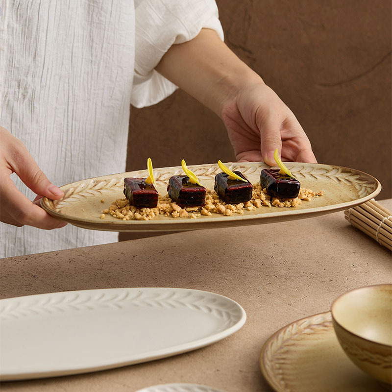 Impresión medieval pequeña platos oval platos simples modernos platos de cerámica de alto valor plato de platos de pescado plato plano