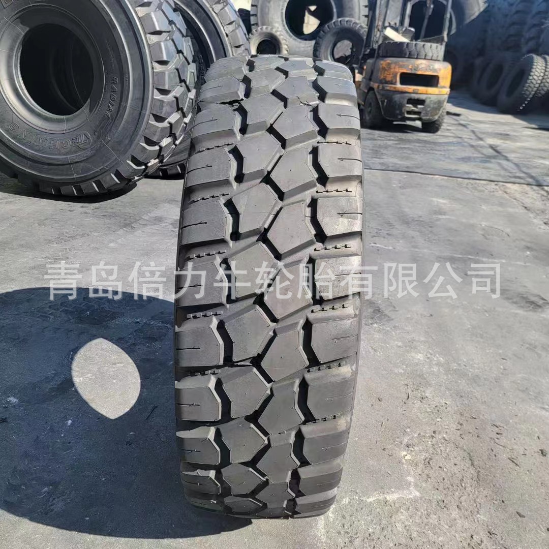 重型越野拖车轮胎16.00-20   泰安重装运输车1600-20 轮胎