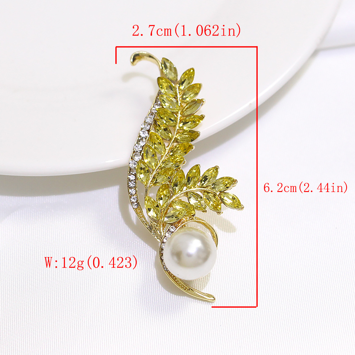 Elegant Glam Geometric Alloy Plating Inlay Artificial Pearls Rhinestones Shell Women's Brooches display picture 12