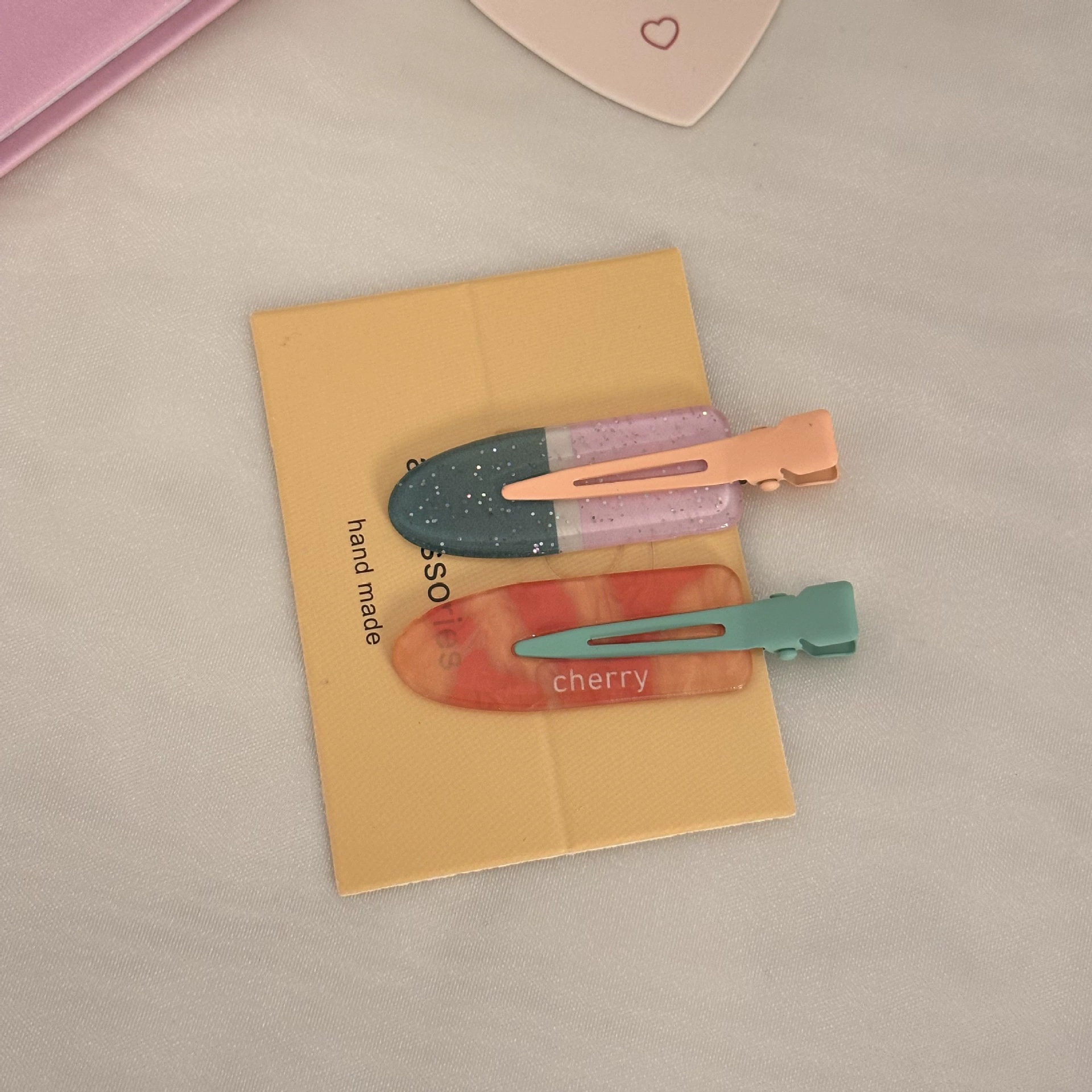 Заколка для волос Traceless серия «Grape» — 6×1,8 см фруктовые блёстки, лёгкая