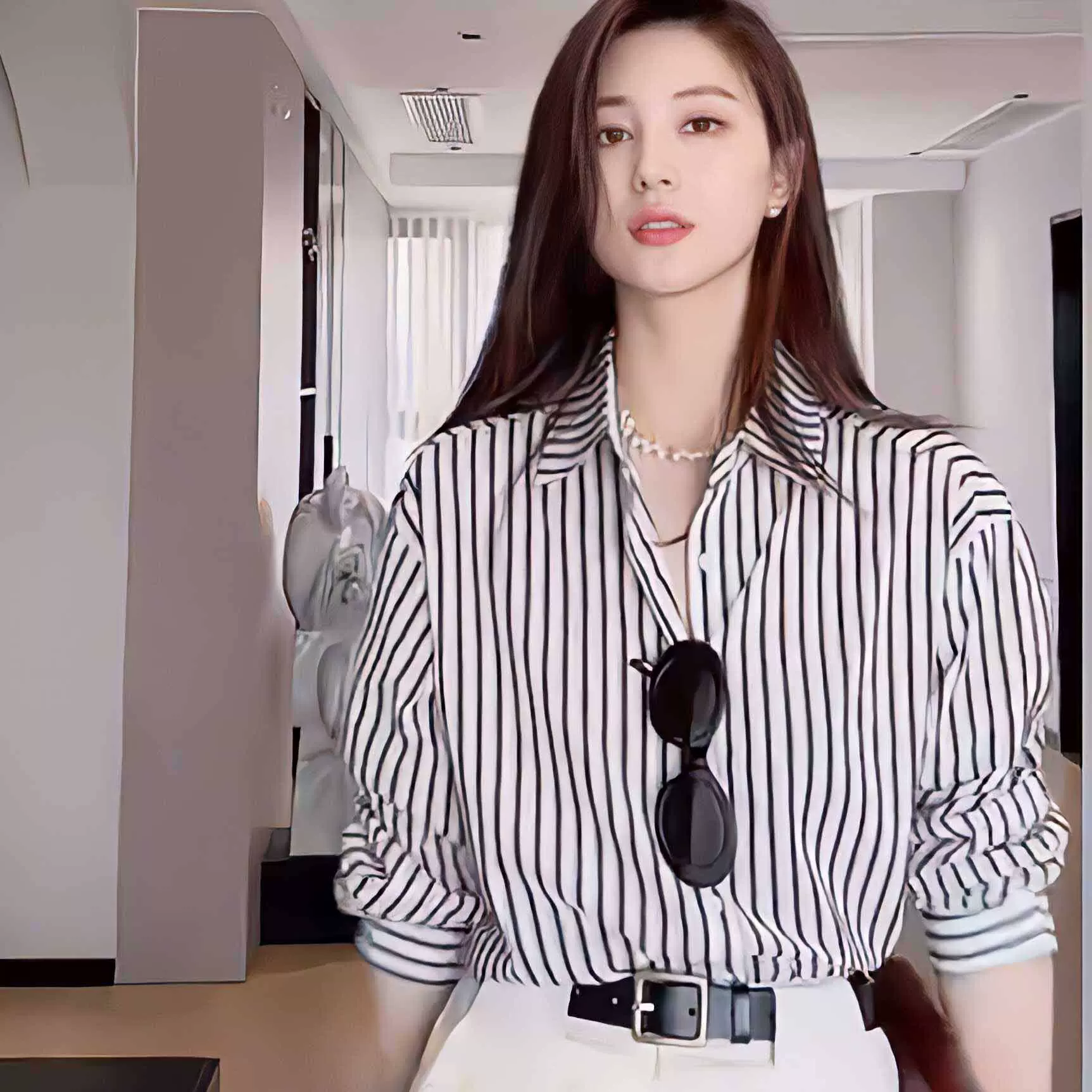 秋季时尚穿搭女2024新款轻熟风高品气质条纹衬衫新款衬衣