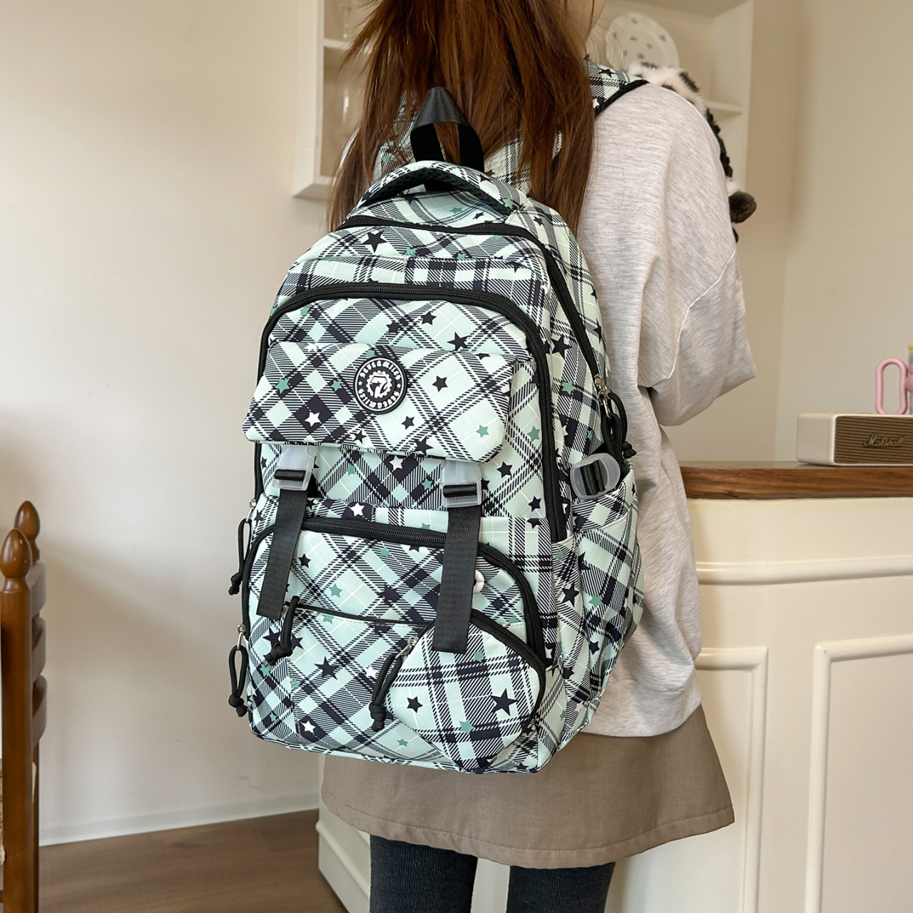 Mochila ligera y de gran capacidad nueva mochila de alta apariencia para estudiantes de secundaria coreana fresca y dulce mochila de color dulce