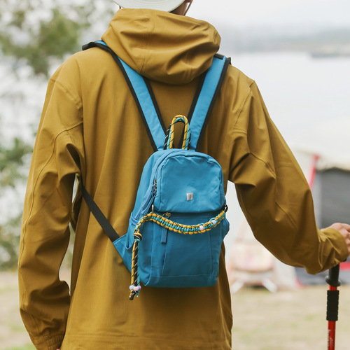 Japanese-style minimalist lightweight nylon backpack, large capacity, solid color, commuting fashion casual outdoor travel multi-purpose double shoulder bag