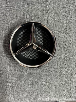Suitable for Mercedes-Benz W205 C43 C200 C180 C260 C300 Front Grille Emblem Front Logo (Car logo) - electroplated-silver