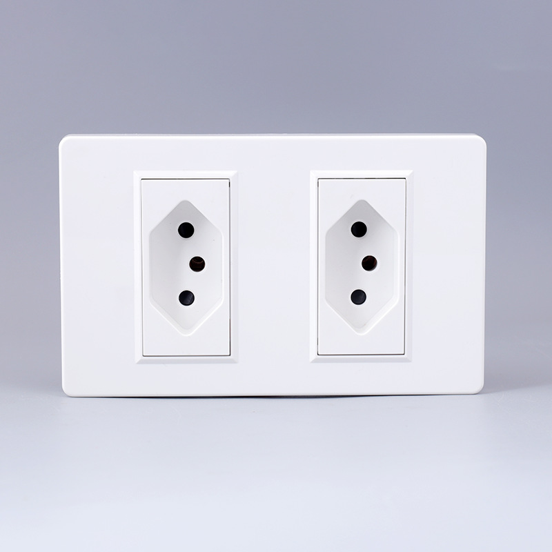 Brasil socket 118 tipo Sudáfrica pared tres agujeros Brasil Comercio exterior 10A6 agujero brasileño socket fabricantes