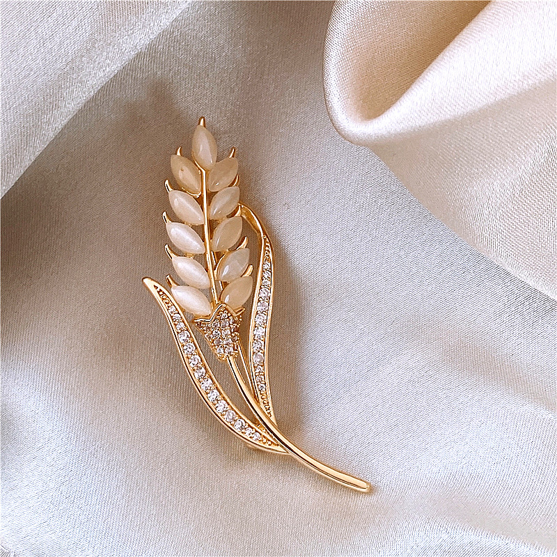 Wheat Ear Brooch for Women, High-End Exquisite Coat and Sweater Pin Accessories, 2022 New Trendy Elegant Corsage Decoration