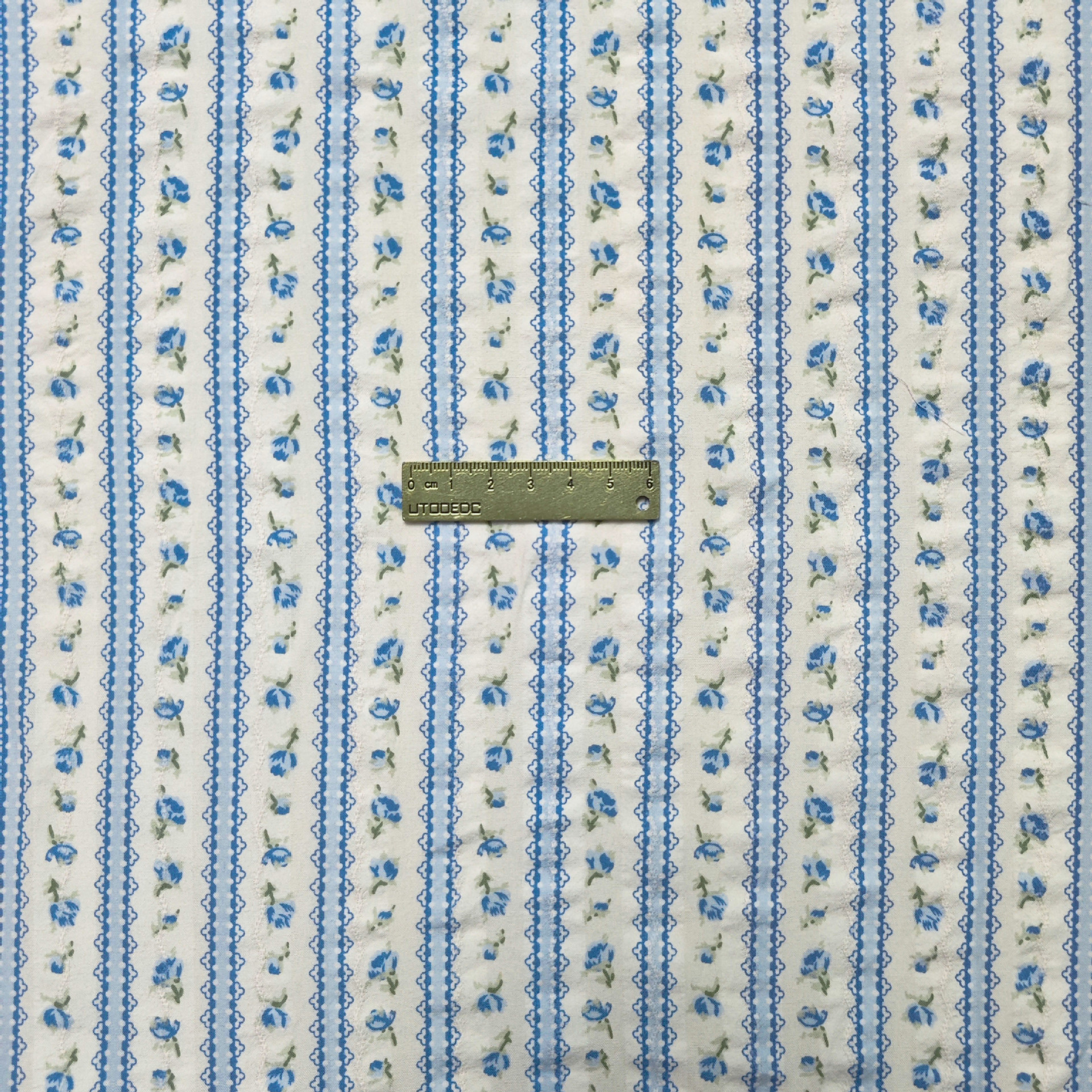 하늘색