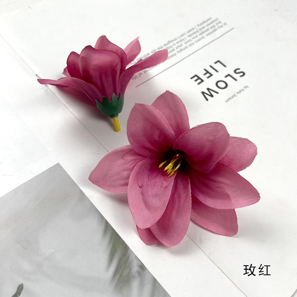 Flor de lirio doble pequeña flor al por mayor hecha a mano DIY tocado material flor pinza flor falsa caja de regalo accesorios de regalo