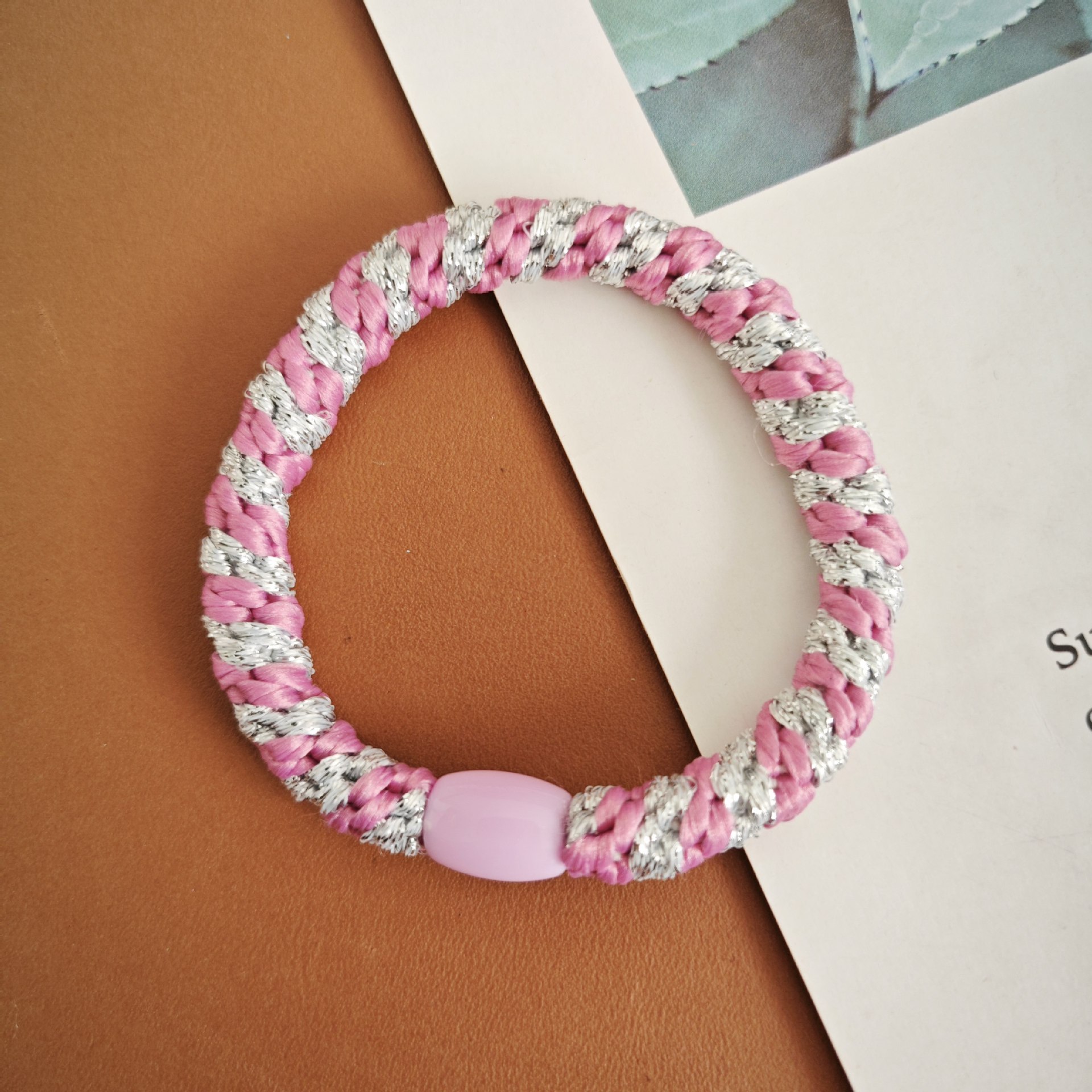 77#분홍색과 흰색의 밝은 실크