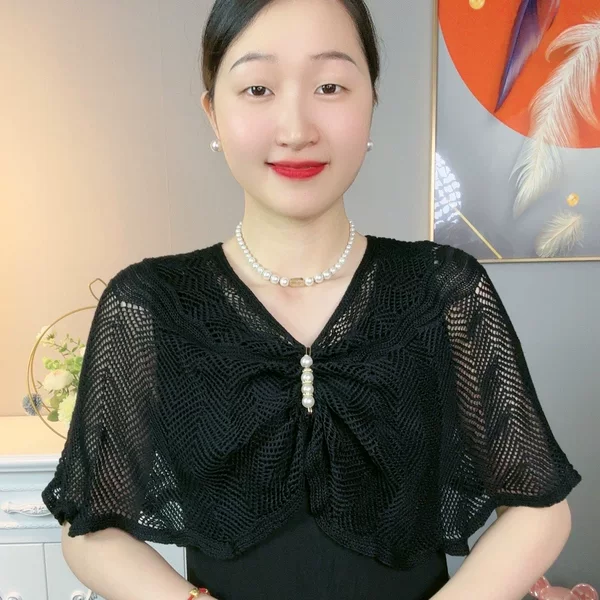 (With brooch) Air-conditioning Knitted Hollow Shawl for Spring and Summer