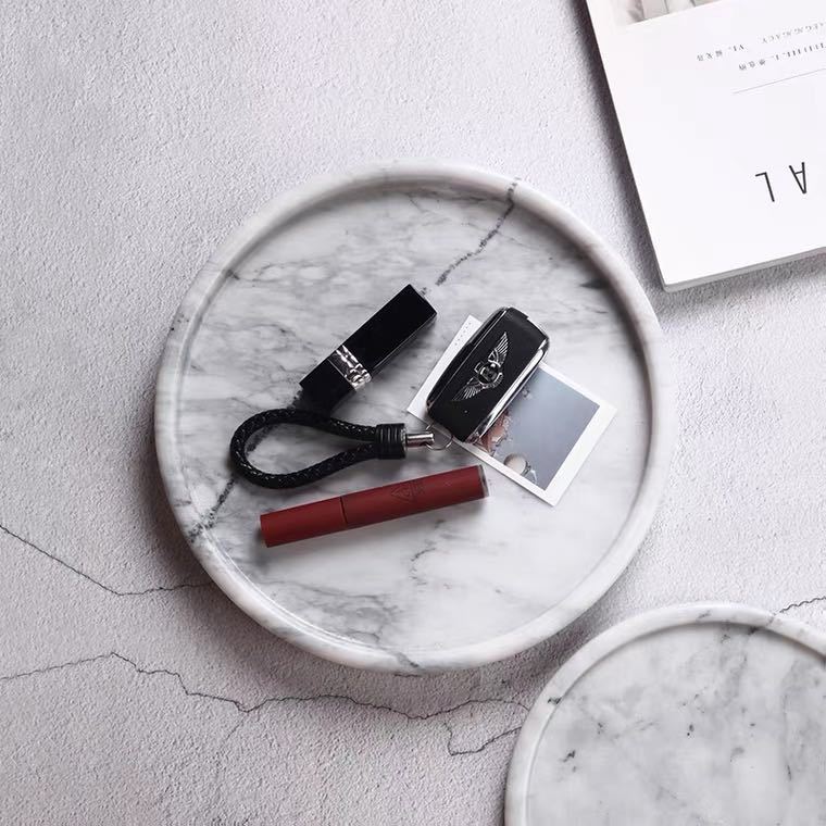 Estilo nórdico ins bandeja redonda de mármol natural con ranura para el hogar joyería exhibición de cosméticos adornos en blanco y negro