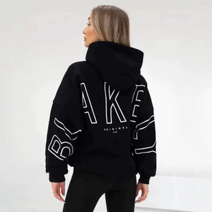 �羳���R�dTKŮ�b�l�W����ʽ�l���\�����^BL�r����ĸӡ���Bñ