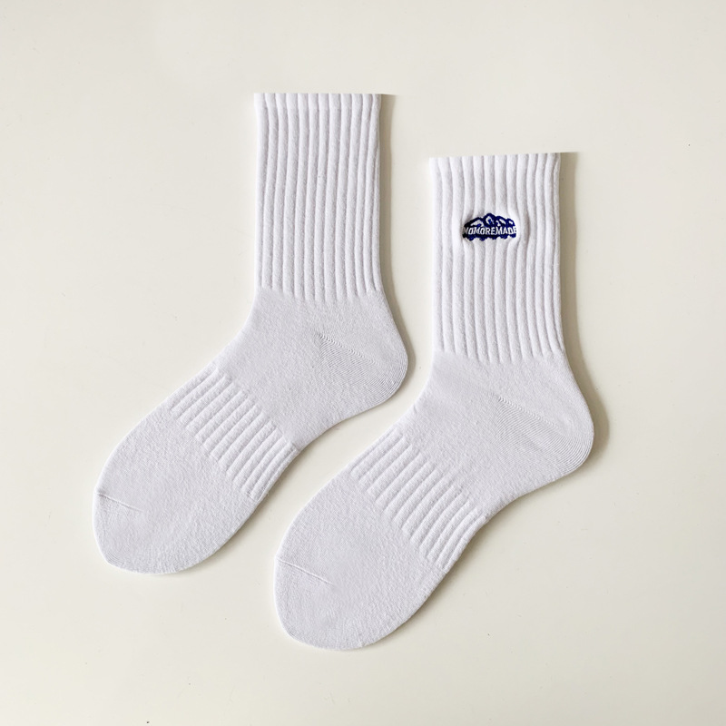 靴下の女性春夏純綿雪山刺繍中筒靴下卸売り男女カップルの日系ファッション|undefined