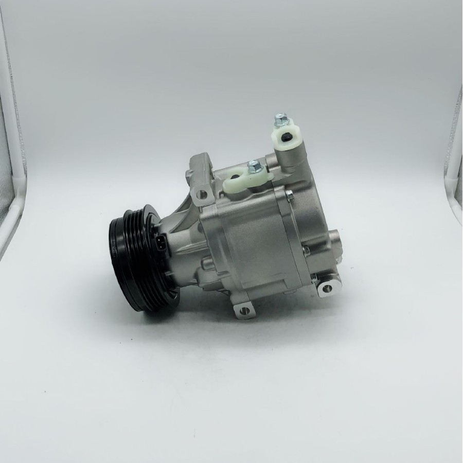 适用森林人斯巴鲁压缩机 力狮压缩机SCSA08C森林人 DKV-10R压缩机