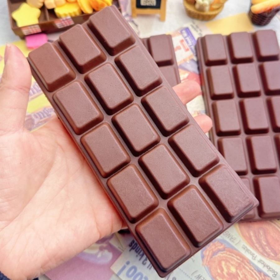 Red famosa placa de chocolate transfronteriza nueva imitación de chocolate grande rebote lento pellizco pellizco juguete de descompresión sensación de mano excelente