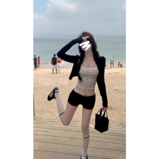 ����С���Ӵ���һ�����b�_��ӡ���ٽz�������ĸ�����ѝ��������Ů