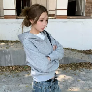 秋季新款灰色卫衣外套女宽松慵懒显瘦拉链开衫小个子短款上衣批发