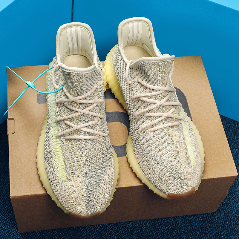 350 정말 폭발적이에요 - 하늘에 하얀 백조와 별이 가득해요