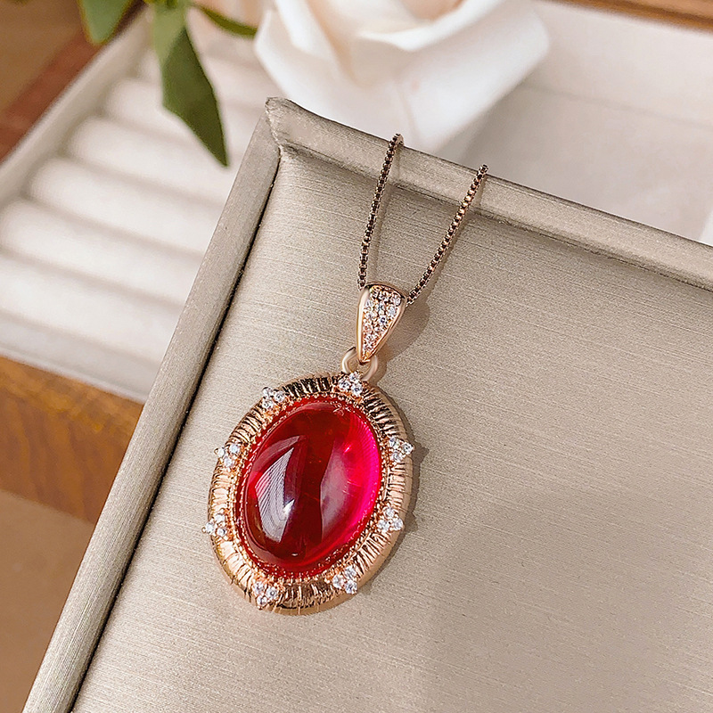 2024 nueva joyería Zhuang Shengsheng simulación europea paloma sangre corindón rojo superficie lisa retro conjunto de oro rosa maestro 13*18