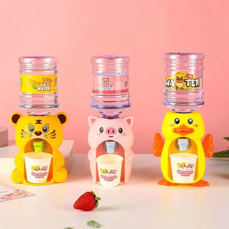 Divertido y lindo juego de dispensador de agua para niños con forma de pato, mini patito realista y divertido juguete para bebés.